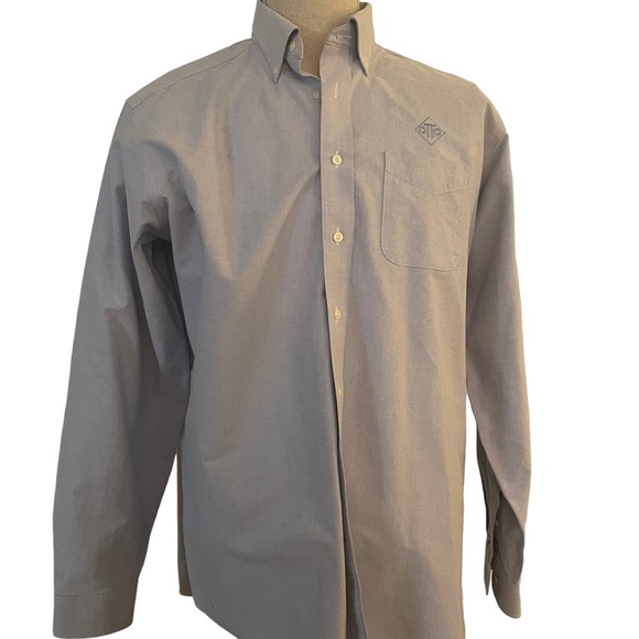 L.L. Bean blue cotton, button-down, long sleeve shirt.  Size 17 x 37.​ - Picture 3 of 7